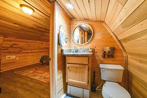Steps to Kentucky Lake: Cozy Cabin w/ Deck!