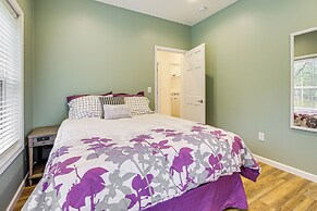 2 Mi to Lake Michigan: Home w/ Patio in Green Bay