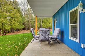 2 Mi to Lake Michigan: Home w/ Patio in Green Bay