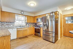 Scenic Home w/ Lake Washington Access & Fire Pit