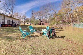 Nature Lover's Haven w/ Fire Pit in Pangburn!