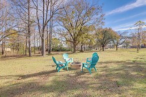 Nature Lover's Haven w/ Fire Pit in Pangburn!