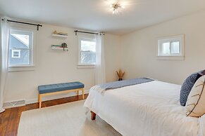 Patio & Lake Views: Family-friendly Canton Retreat