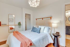 Patio & Lake Views: Family-friendly Canton Retreat