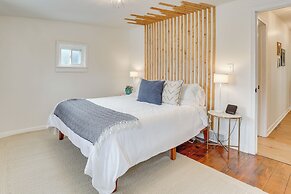 Patio & Lake Views: Family-friendly Canton Retreat