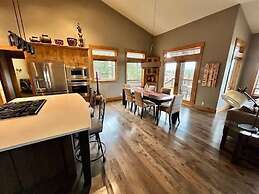 Seven Peaks 3 Bedroom Home