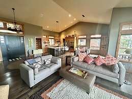 Seven Peaks 3 Bedroom Home