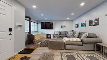 Sierra Manors #61 2 Bedroom Condo