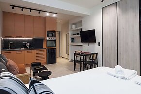 Lovely Brand New Studio byVictoria Metro