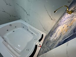 VALİDE SULTAN TERMAL OTEL VE DEVREMÜLK