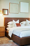 Luxurious Urban Oasis - 2276