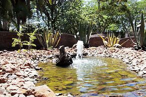 Luxurious Urban Oasis - 2276