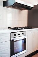 Luxurious Urban Oasis - 2276