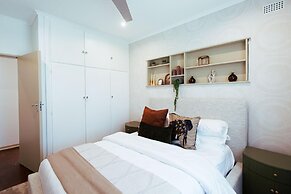 Luxurious Urban Oasis - 2276