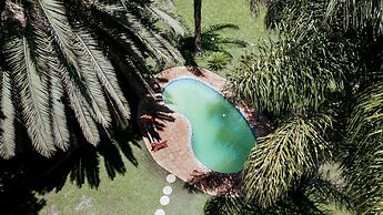 Luxurious Urban Oasis - 2276