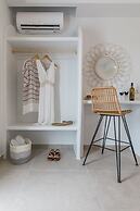 Lemonia Suites With Outdoor BBQ Area