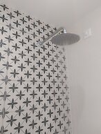 Lemonia Suites With Outdoor BBQ Area