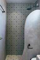 Lemonia Suites With Outdoor BBQ Area