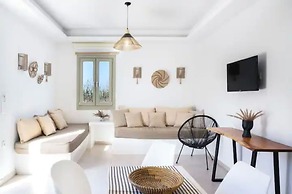 Lemonia Suites With Outdoor BBQ Area