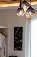 Lemonia Suites With Outdoor BBQ Area