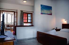 Moonlight Kastraki Beach House