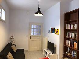 Cozy and Peaceful Apartment in the Center of Naxos
