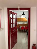 Cozy and Peaceful Apartment in the Center of Naxos