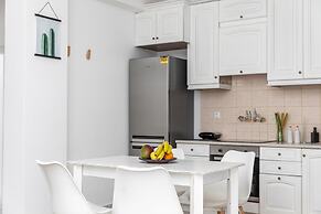 Manouk s - Two Bedroom Apartment