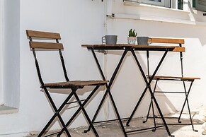 Manouk s - Two Bedroom Apartment