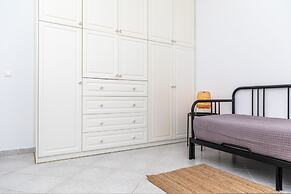 Manouk s - Two Bedroom Apartment