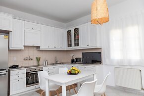 Manouk s - Two Bedroom Apartment