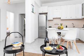 Manouk s - Two Bedroom Apartment