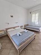 Harama Hotel Schinousa