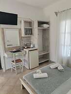 Harama Hotel Schinousa