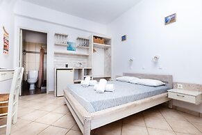 Harama Hotel Schinousa