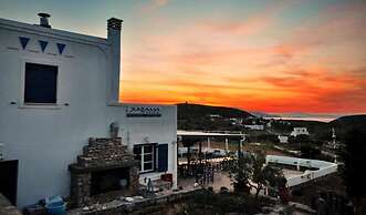 Harama Hotel Schinousa