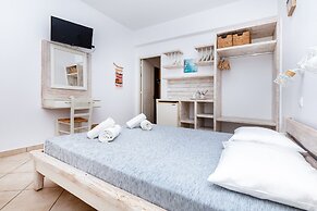 Harama Hotel Schinousa