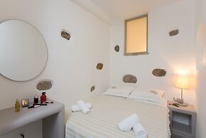 Marina s Traditional Stone House