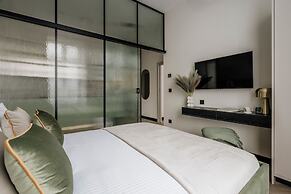 Millou LoftAffair Collection