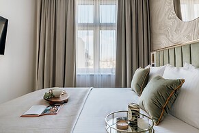 Millou LoftAffair Collection