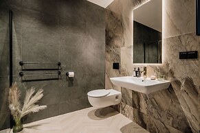 Millou LoftAffair Collection