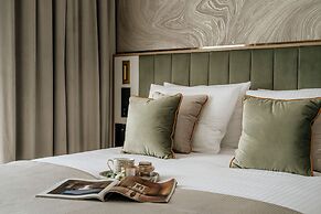 Millou LoftAffair Collection