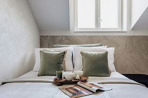 Millou LoftAffair Collection