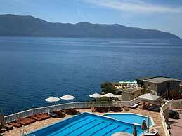 Nuna Hotel & Apartments