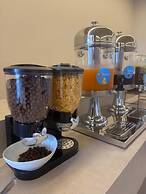 Nuna Hotel & Apartments