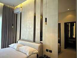 Nuna Hotel & Apartments