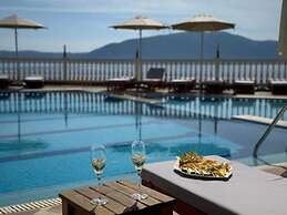 Nuna Hotel & Apartments