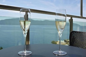 Nuna Hotel & Apartments