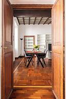Campo De' Fiori Large And Beautiful Apartment