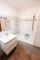 Campo De Fiori Large Family Apartment
